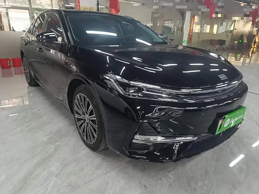 Geely Galaxy A7 EM
