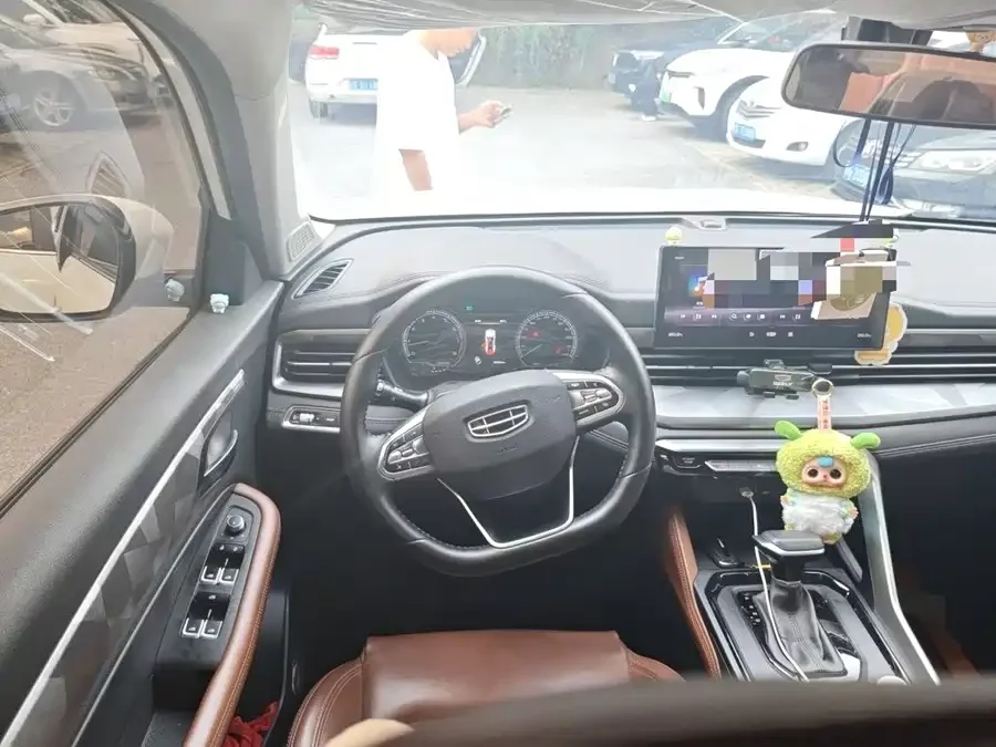 Geely Vision X6