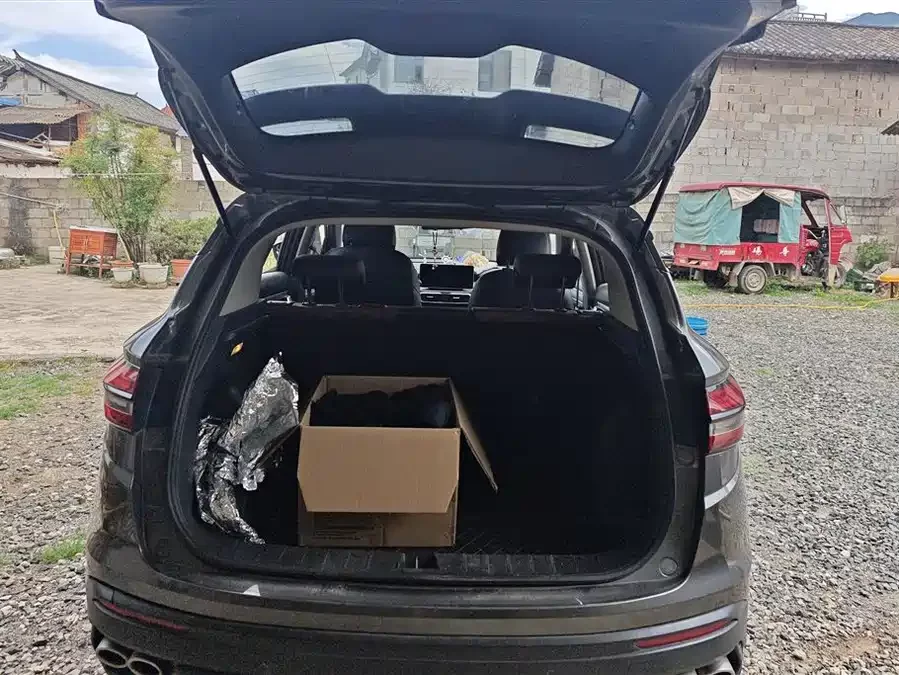 Geely Binyue
