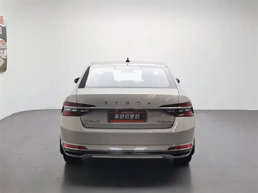 Skoda SuperB