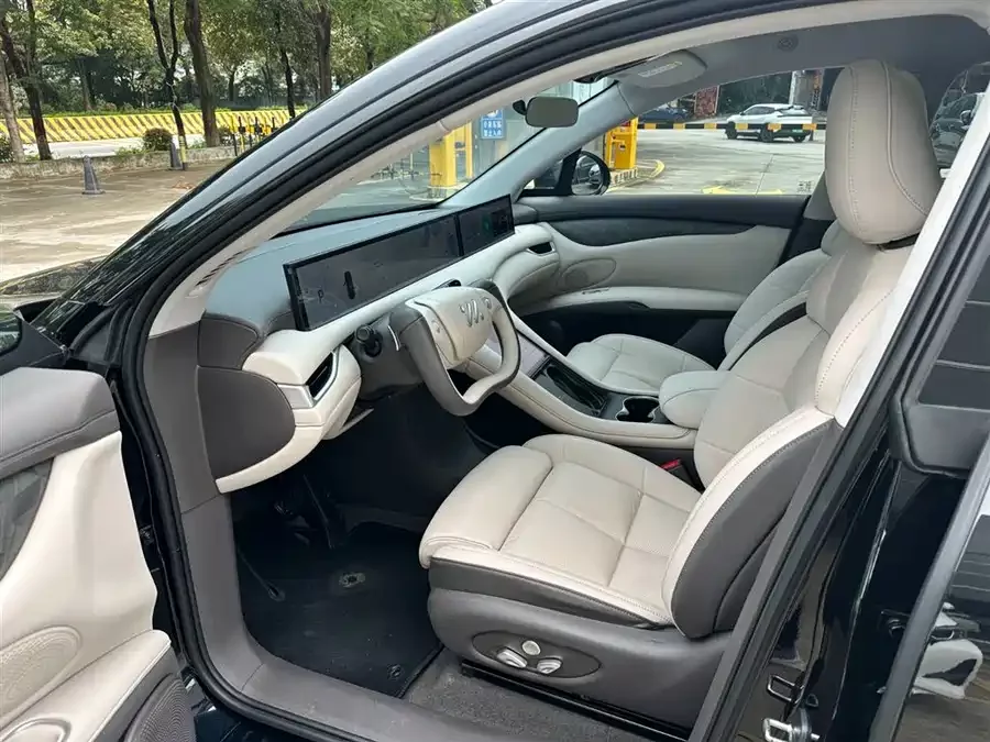 Zhiji LS6