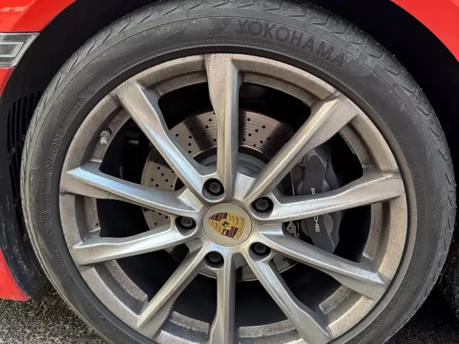 Porsche 718