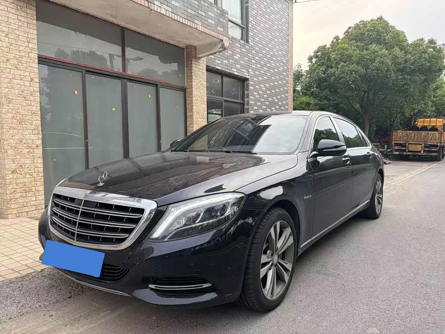 Mercedes Benz Maybach S-Class