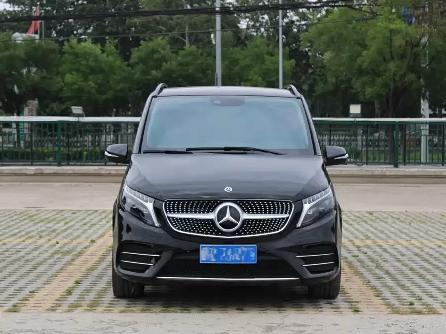 Mercedes Benz Class V
