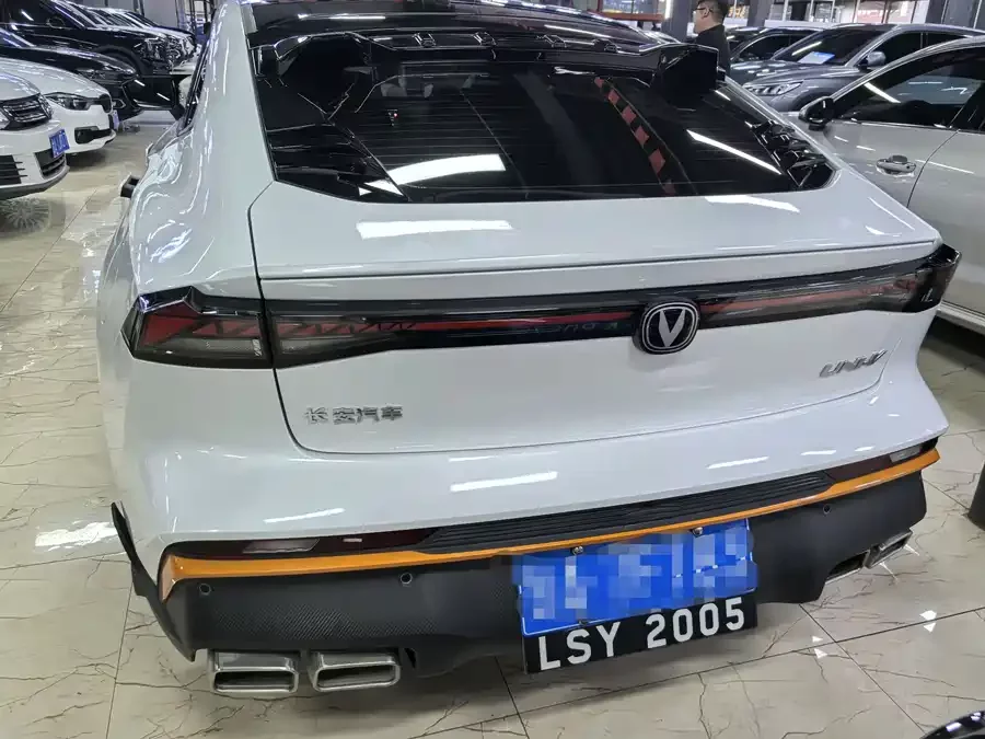 Changan UNI-V