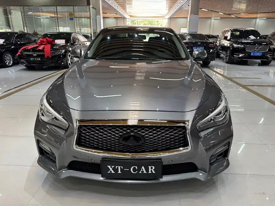 Infiniti Q50L