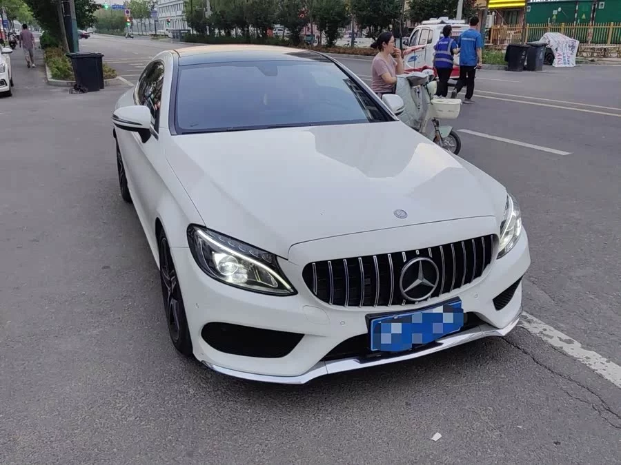 Mercedes-Benz C-Class