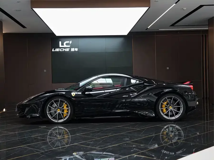 Ferrari 488