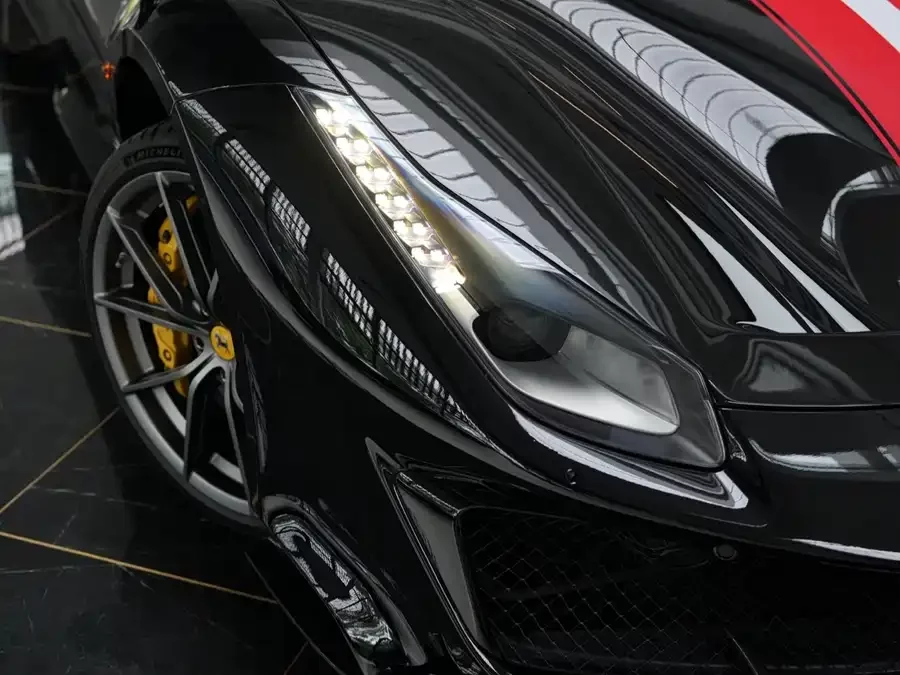 Ferrari 488