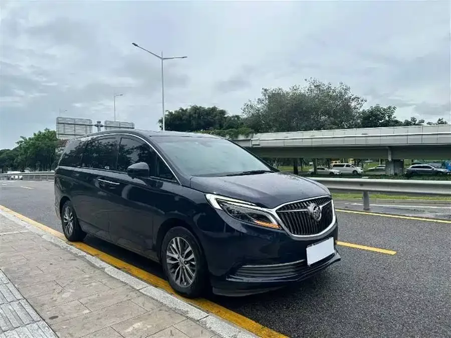 Buick GL8