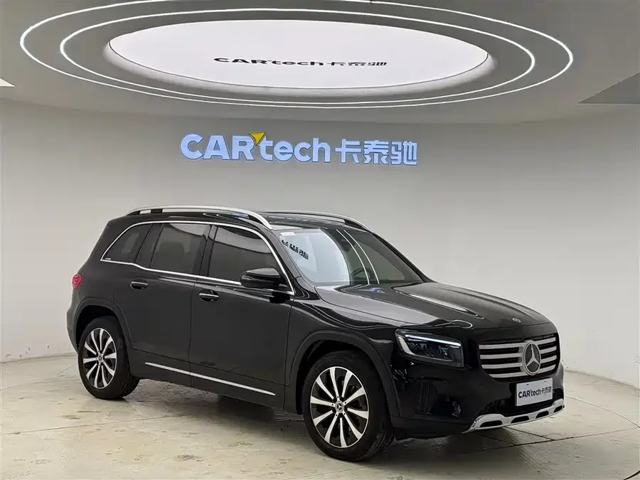Mercedes Benz GLB