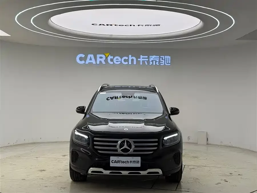 Mercedes Benz GLB