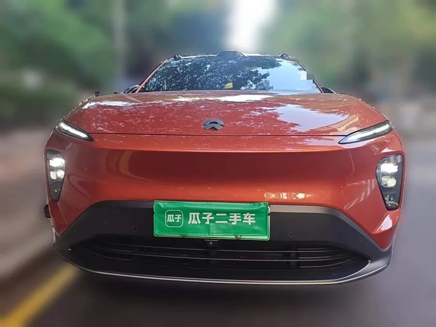 NIO EC7