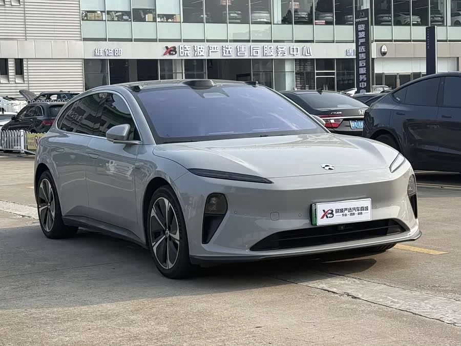 NIO ET5T
