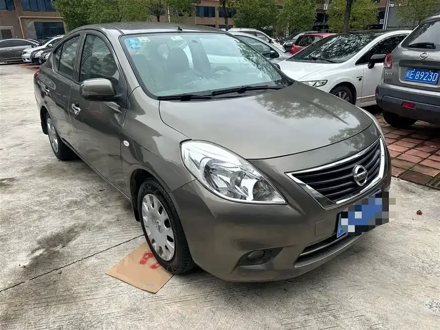 Nissan Sunny