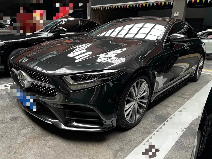 Mercedes Benz CLS