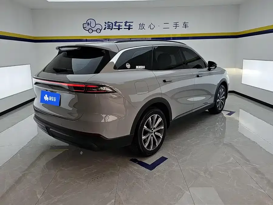 Chery Fengyun T9