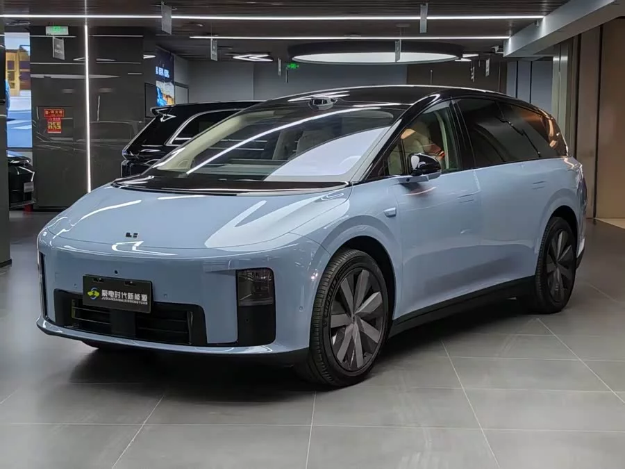 Li Ideal i8