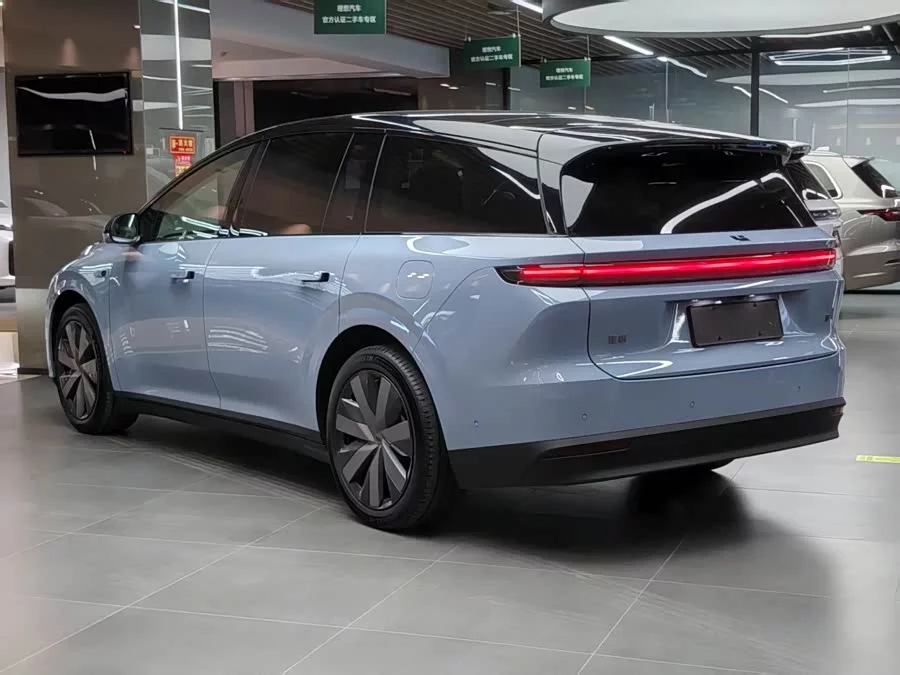 Li Ideal i8