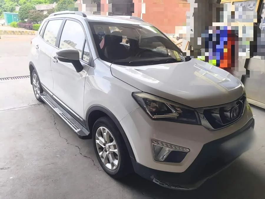 Changan CS15