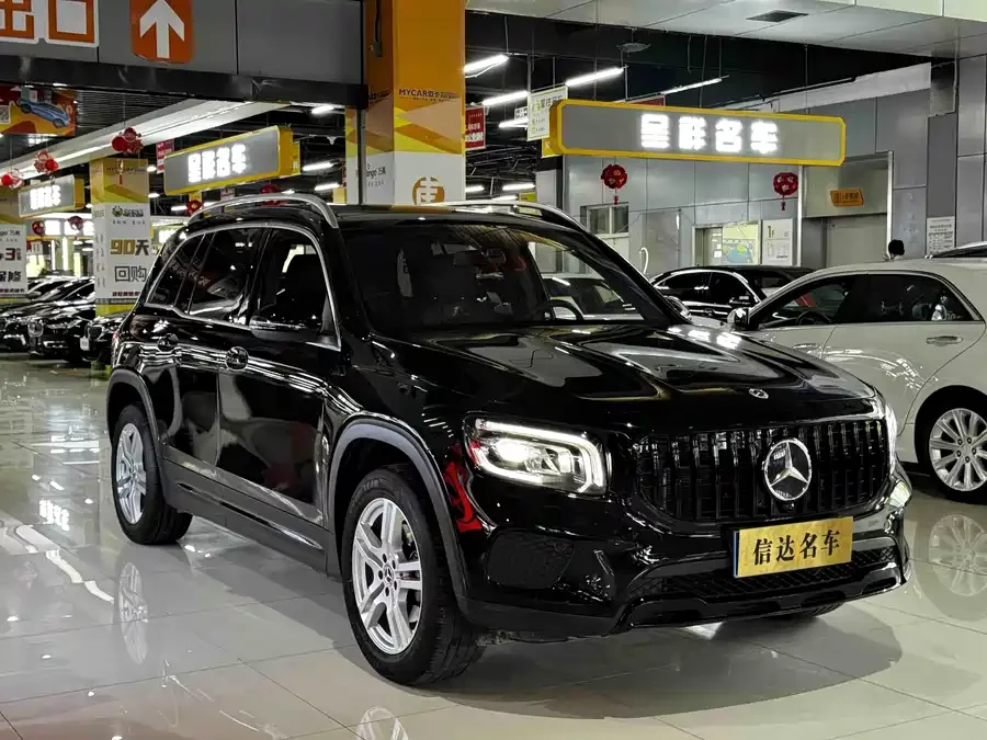 Mercedes Benz GLB