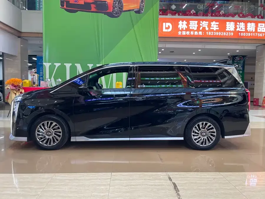 GAC Trumpchi M8
