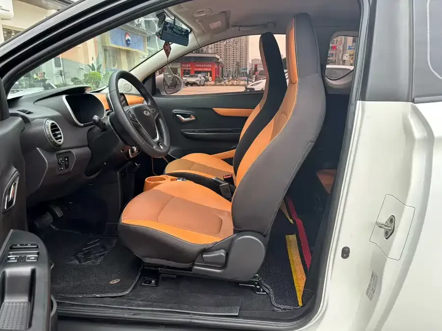 Chery QQ small ant