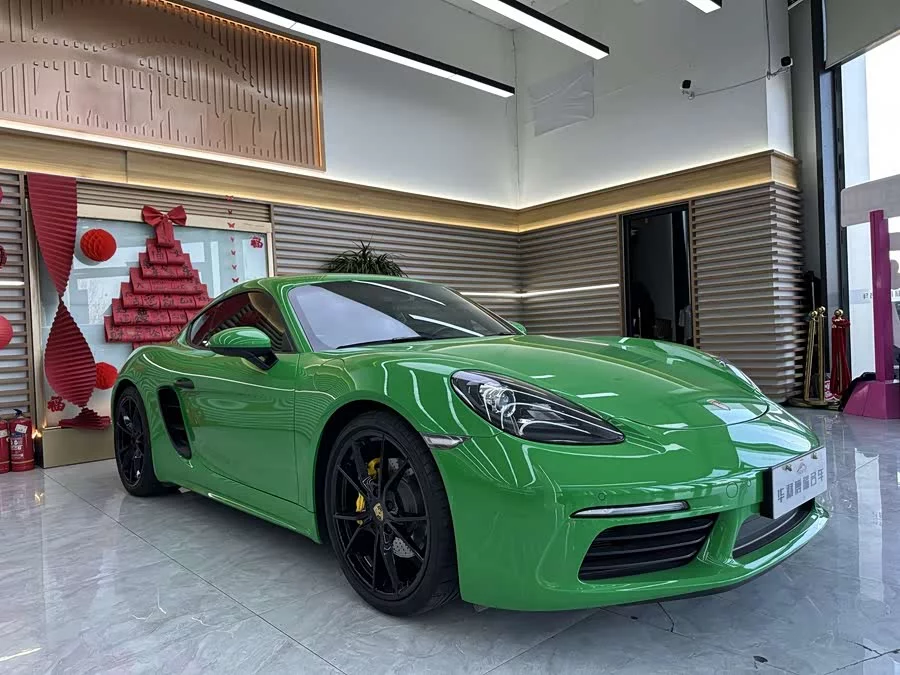 Porsche 718