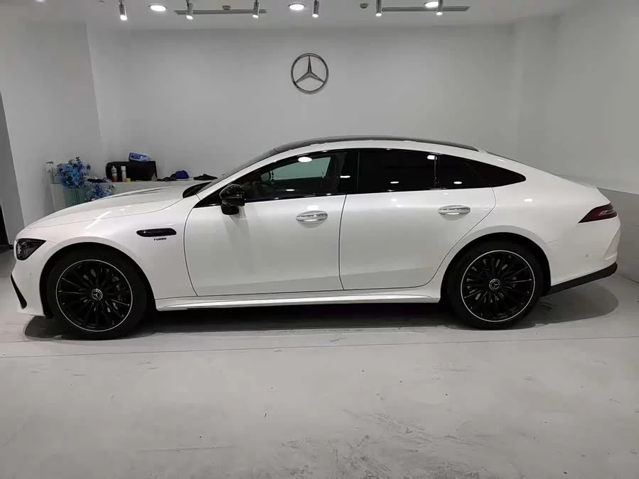 Mercedes Benz AMG GT