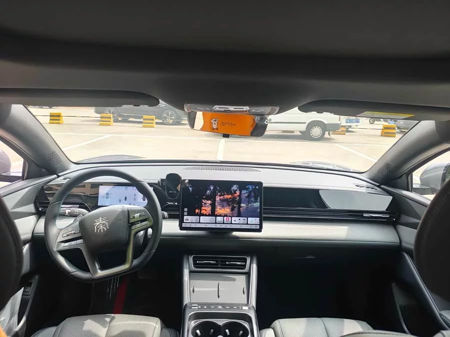 BYD Qin L