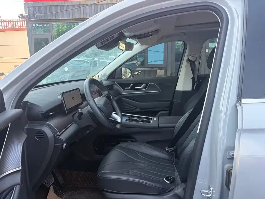 Chery Fengyun T9