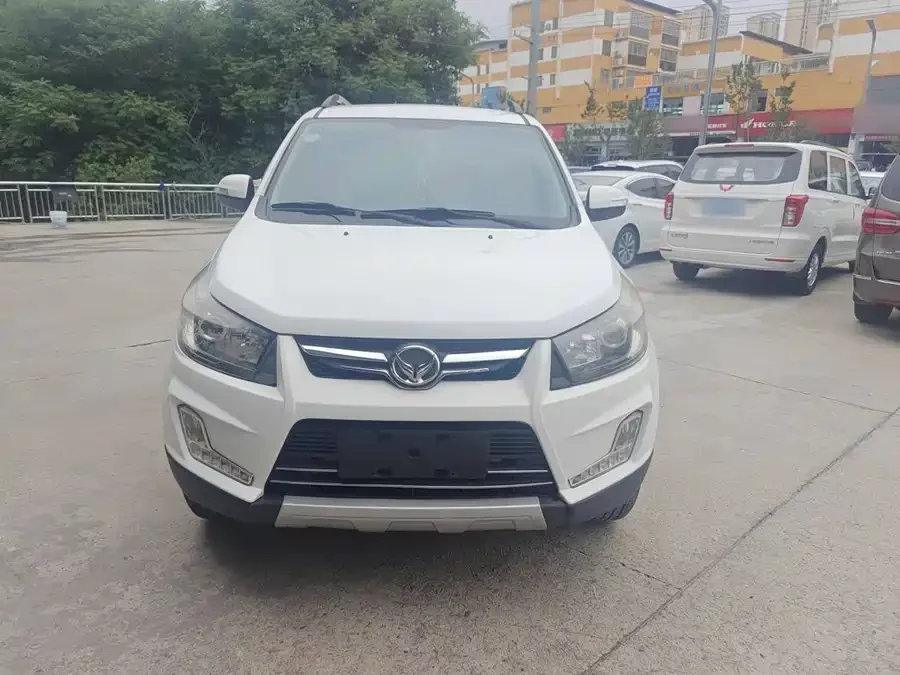 BAIC S3