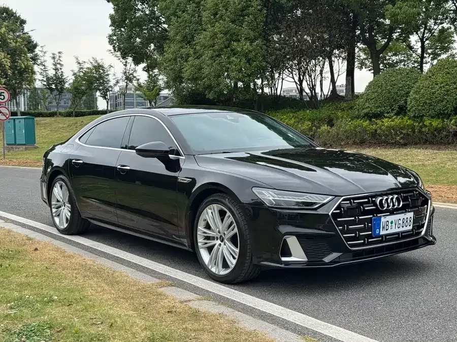 Audi A7L