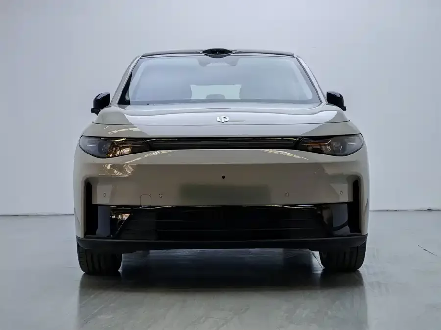 Leapmotor C10