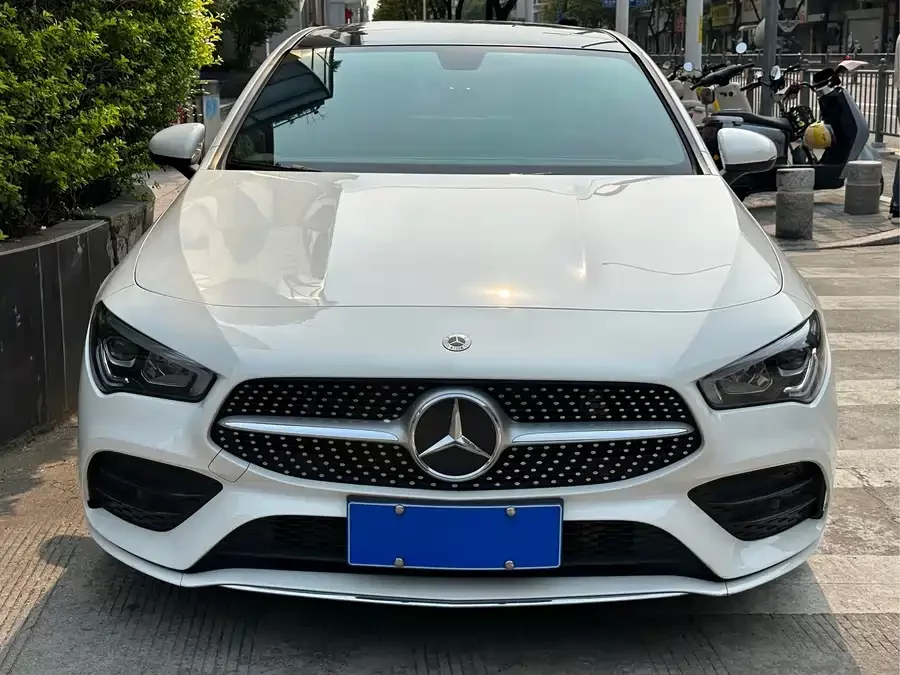 Mercedes-Benz CLA