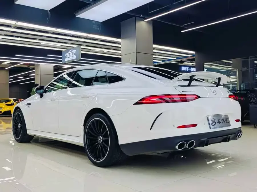 Mercedes Benz AMG GT