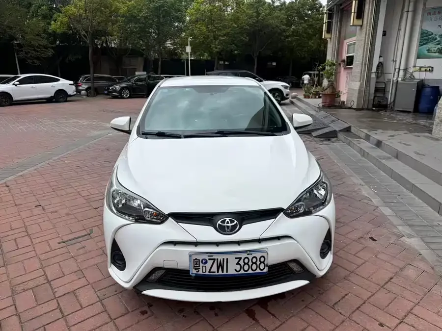 Toyota YARiS L Enjoy