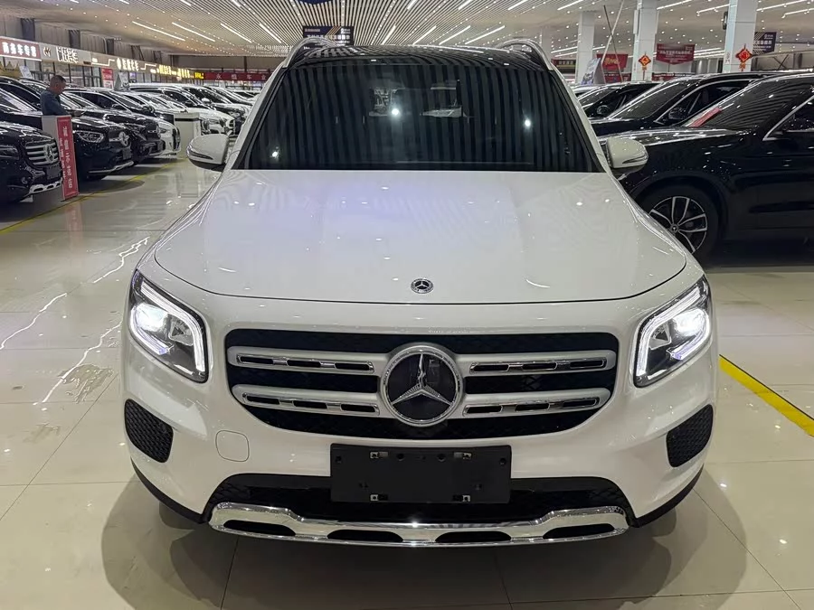 Mercedes Benz GLB