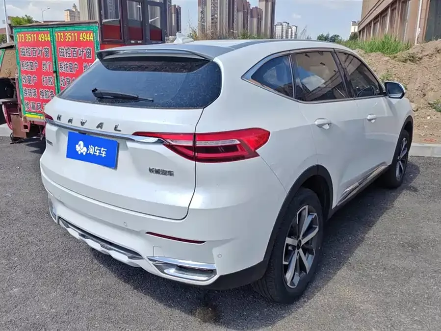 Haval F7