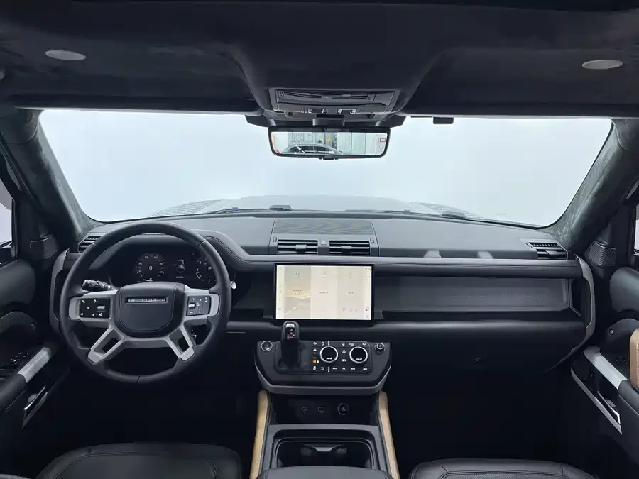 Land Rover guard