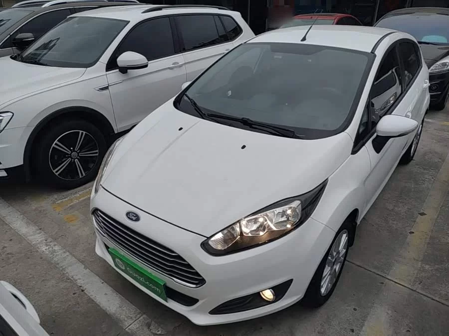 Ford Carnival