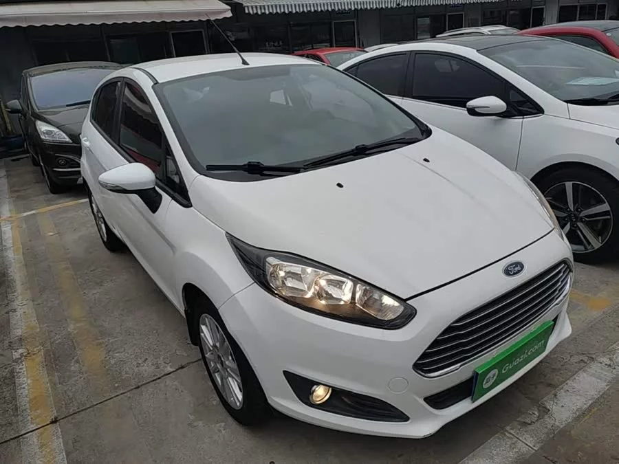Ford Carnival