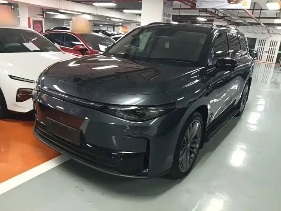 Leapmotor C16