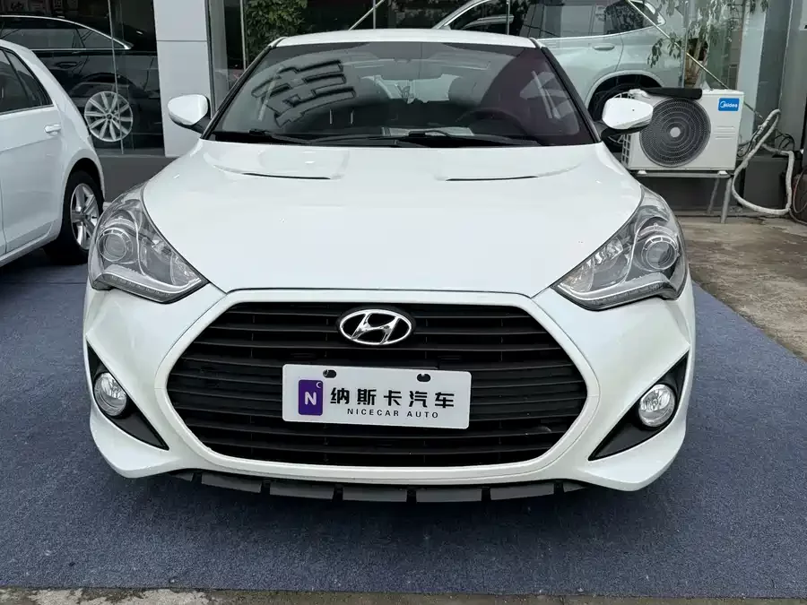 Hyundai Veloster