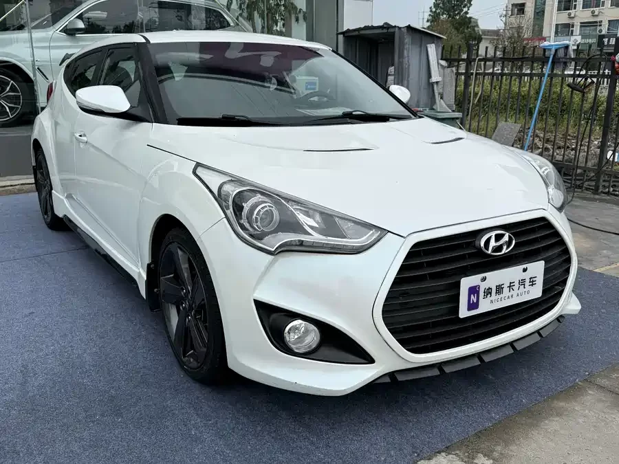 Hyundai Veloster