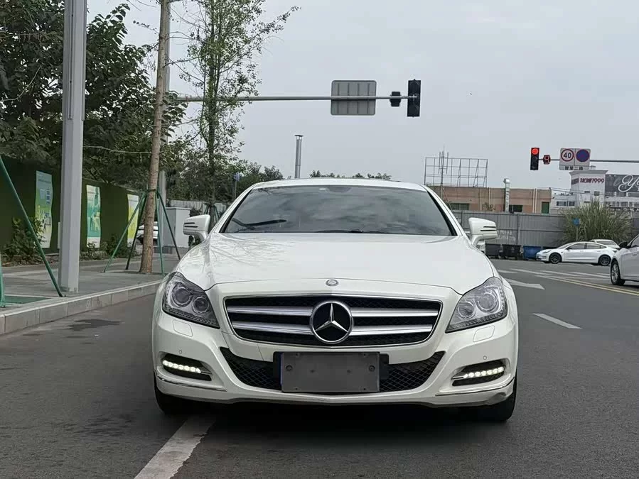 Mercedes Benz CLS