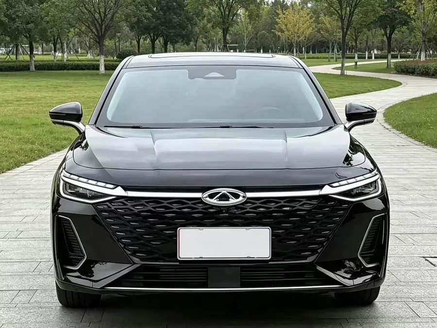 Chery Arrizo 8