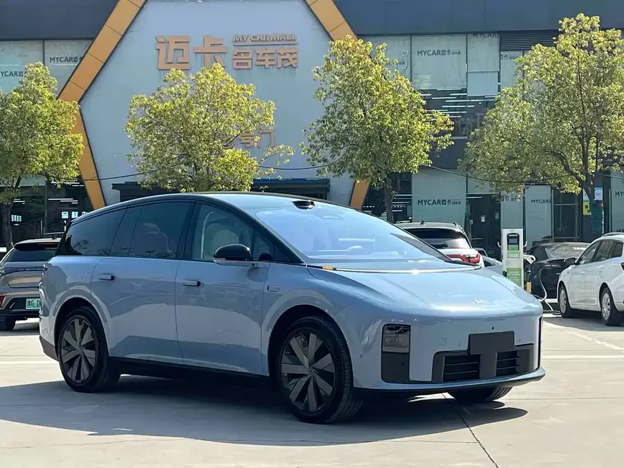Li Ideal i8