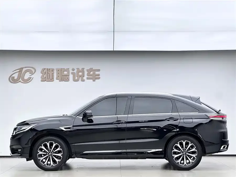 Honda UR-V
