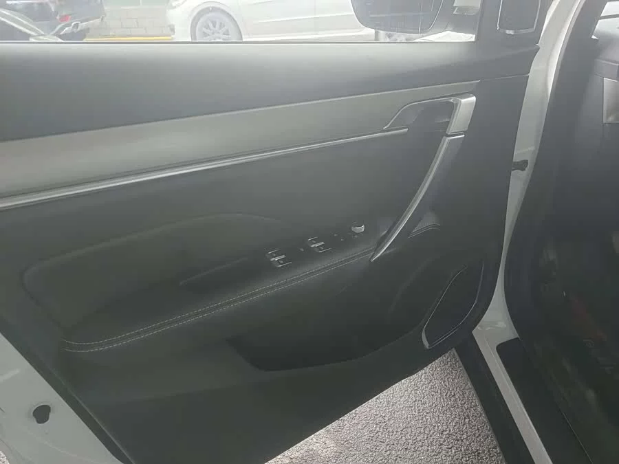 Geely Binyue
